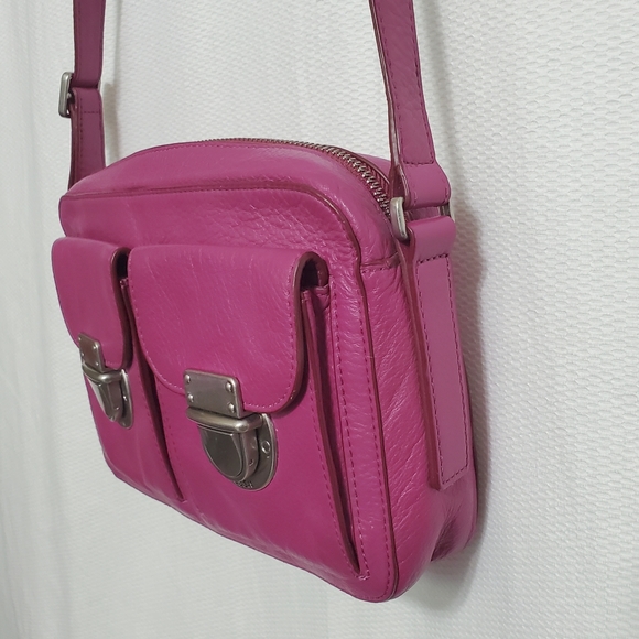 Fossil Riley Fuchsia Leather Crossbody Bag - Picture 2 of 13